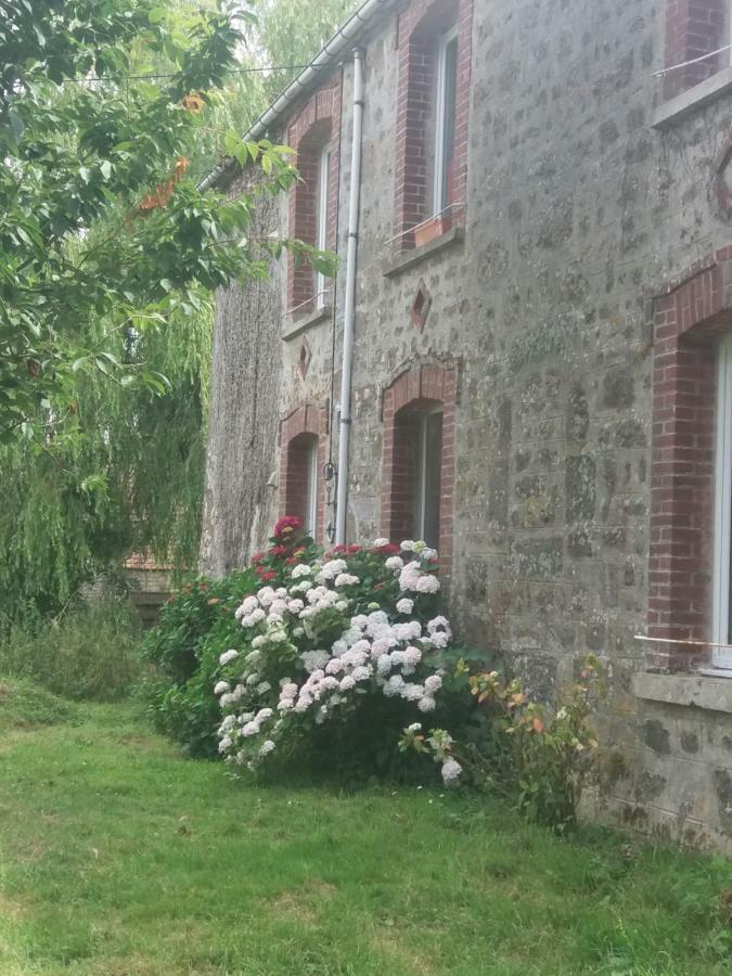 Kerflaveur Hotel La Fresnaye-au-Sauvage Eksteriør billede